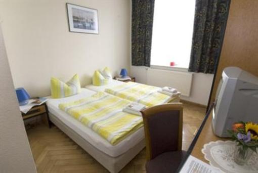 фото отеля Landhotel Zur guten Quelle