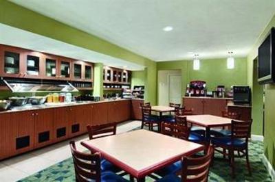 фото отеля Hyatt House Austin Arboretum