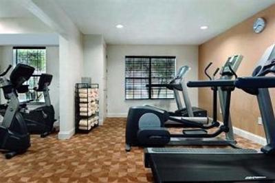 фото отеля Hyatt House Austin Arboretum