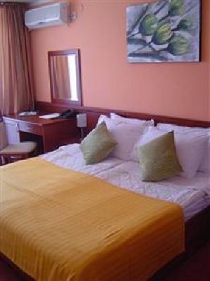 фото отеля Hotel Mediteran Ulcinj