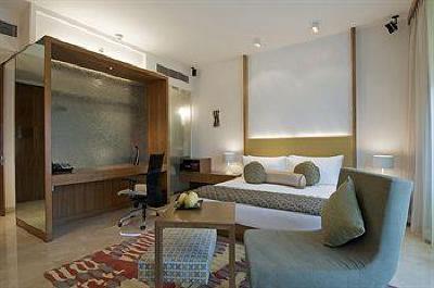 фото отеля Vivanta By Taj Whitefield