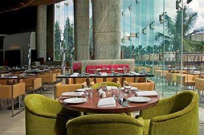 фото отеля Vivanta By Taj Whitefield