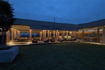 фото отеля Vivanta By Taj Whitefield