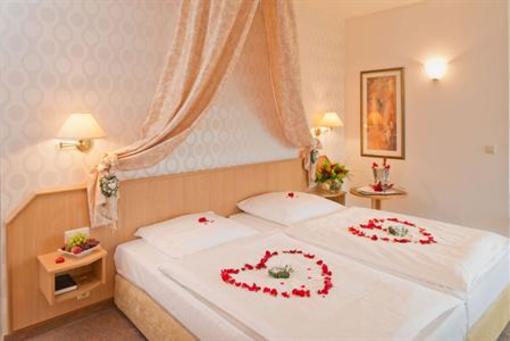 фото отеля Hotel Zum Marschall DuRoc
