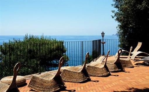 фото отеля Torre Di Cesare Resort Maiori