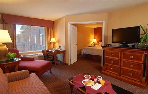 фото отеля Hampton Inn & Suites SLC Airport