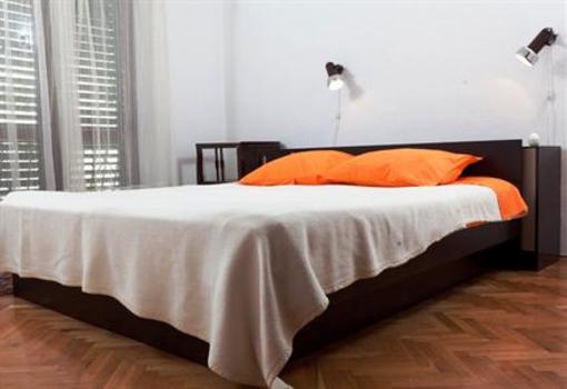 фото отеля Hostel Makarska