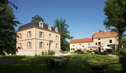 фото отеля Auberge Cote Riviere Hotel Is-sur-Tille