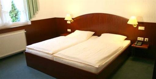 фото отеля Hotel Jaegerhof