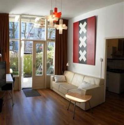 фото отеля L’Artiste Apartment