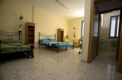 фото отеля Ostello Casale Dei Monaci