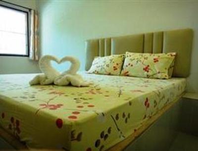 фото отеля Rungsri Charoen Home Place