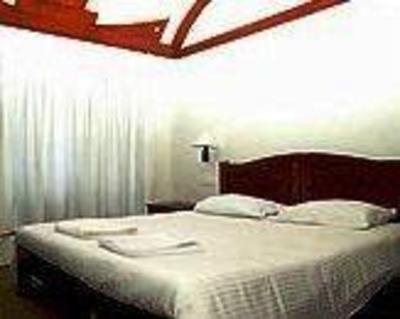 фото отеля Indraprastham Holidays Houseboats Kumarakom