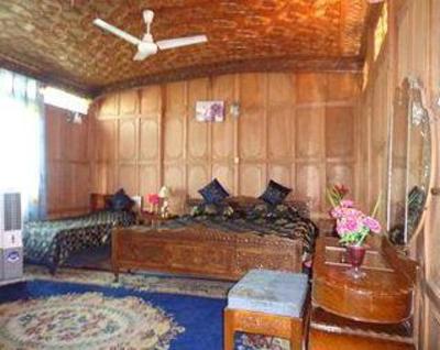фото отеля Alif Laila Group of Houseboats