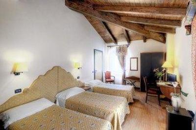 фото отеля Antica Locanda Il Sole
