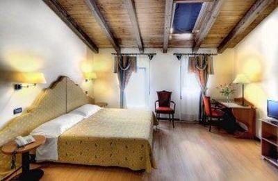 фото отеля Antica Locanda Il Sole