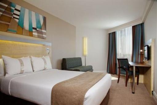 фото отеля Holiday Inn Express Pretoria Sunnypark