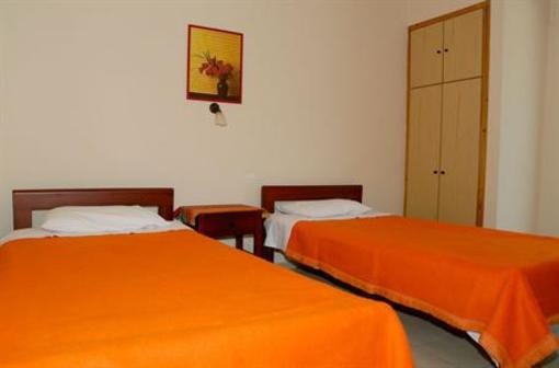 фото отеля Semeli Apartments