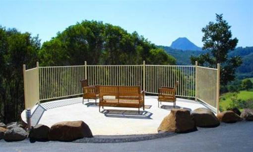 фото отеля Cooroy Country Cottages Noosa