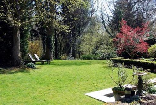 фото отеля Cote Jardin Bed & Breakfast