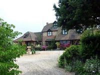 A Lakeside Town Farm B & B Kingston Blount