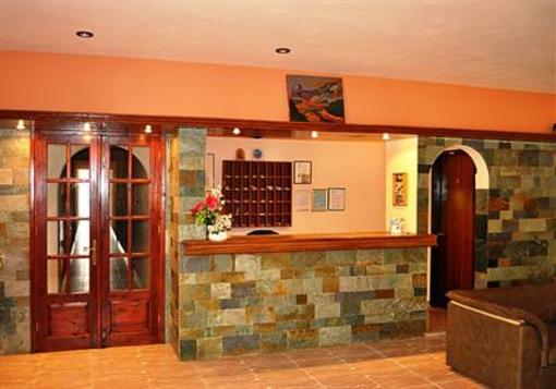 фото отеля Karavos Hotel Apartments