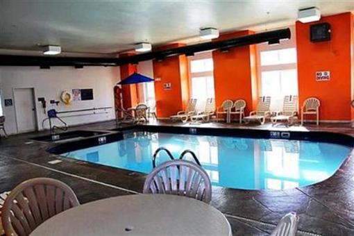 фото отеля Microtel Inn & Suites Huron