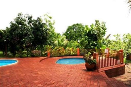фото отеля Holiday House