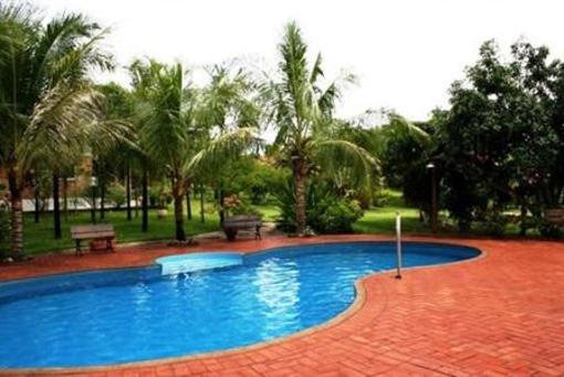 фото отеля Holiday House