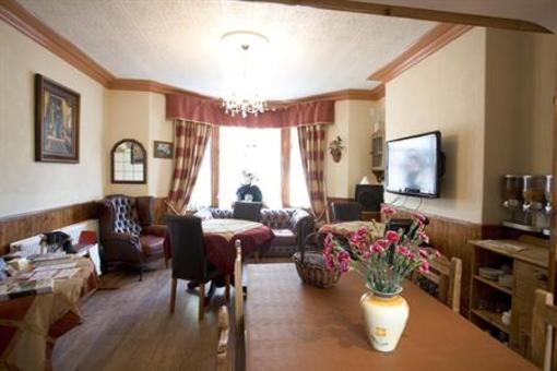 фото отеля Jadellas Guest House Scarborough