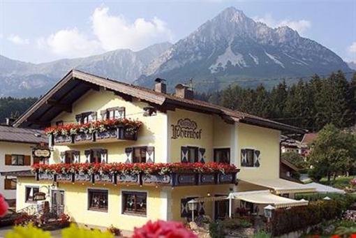 фото отеля Landhotel Föhrenhof Ellmau