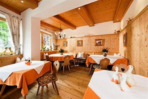 фото отеля Landhotel Föhrenhof Ellmau