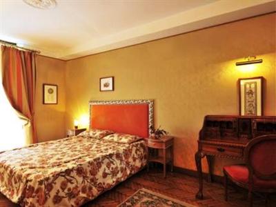 фото отеля Torre Dell'Orologio Apartments
