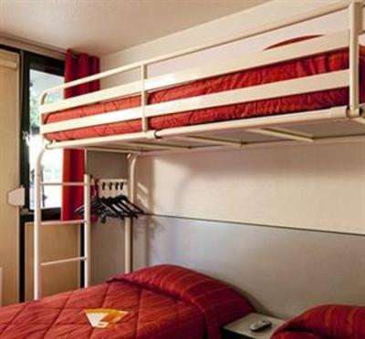 фото отеля Premiere Classe Tarbes - Bastillac