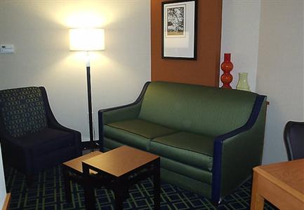 фото отеля Fairfield Inn & Suites Seymour (Indiana)