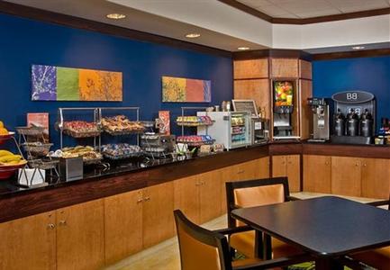 фото отеля Fairfield Inn & Suites Seymour (Indiana)