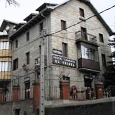 фото отеля Hostal Aribel Longinos Cercedilla