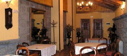 фото отеля Hostal Aribel Longinos Cercedilla