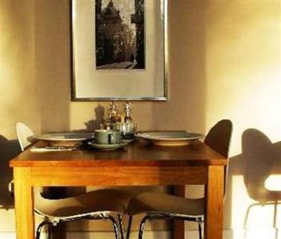 фото отеля Park Farm Granary Bed & Breakfast Chippenham