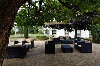 фото отеля Best Western St Etienne Aeroport