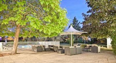 фото отеля Best Western St Etienne Aeroport