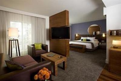 фото отеля AVIA Long Beach