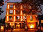 фото отеля Cross Roads Inn