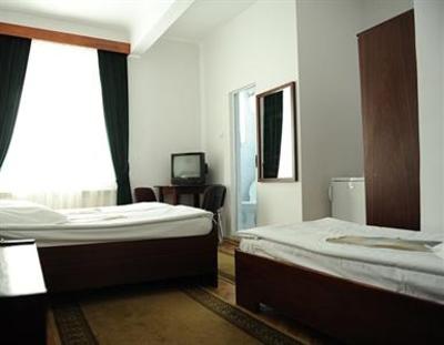 фото отеля Hotel Rina Cerbul