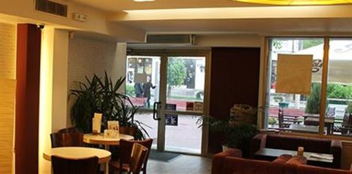 фото отеля Hotel Rina Cerbul