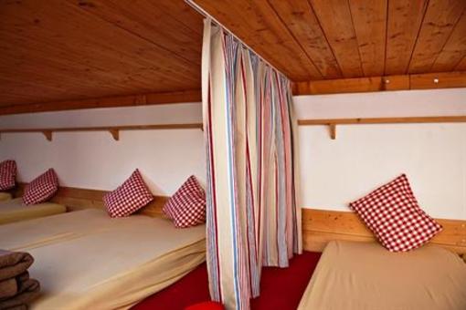 фото отеля Berghaus Diavolezza