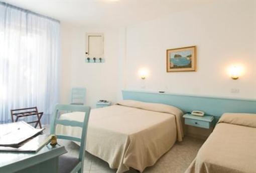 фото отеля Eugenio Hotel Ischia