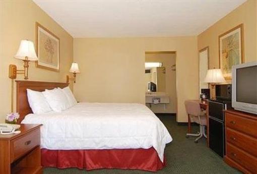 фото отеля Howard Johnson Inn Bardstown