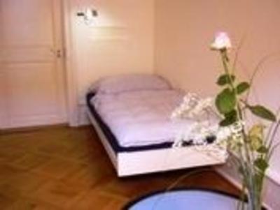 фото отеля Bed and Breakfast Beim Spalentor Basel