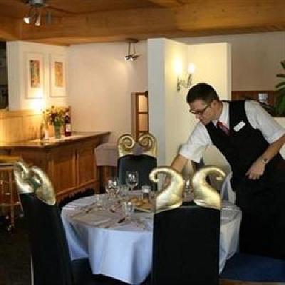 фото отеля Hotel Traube Scuol